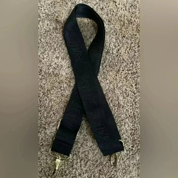 Betsy Johnson Replacement Crossbody Strap Black with Gold hardware Purse Strap - Picture 7 of 11